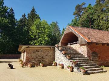 Фото номера Семейный суперлюкс Загородные дома Meždzirnas Country House &amp; SPA г. Кабиле 8
